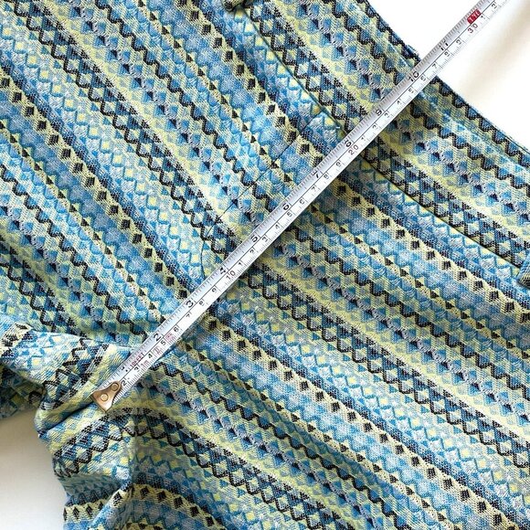 LOFT Textured Riviera Shorts 6" NEW Size 6 Geometric Jacquard Blue Yellow - Picture 12 of 12